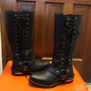 Milwaukee women’s motorcycle boots